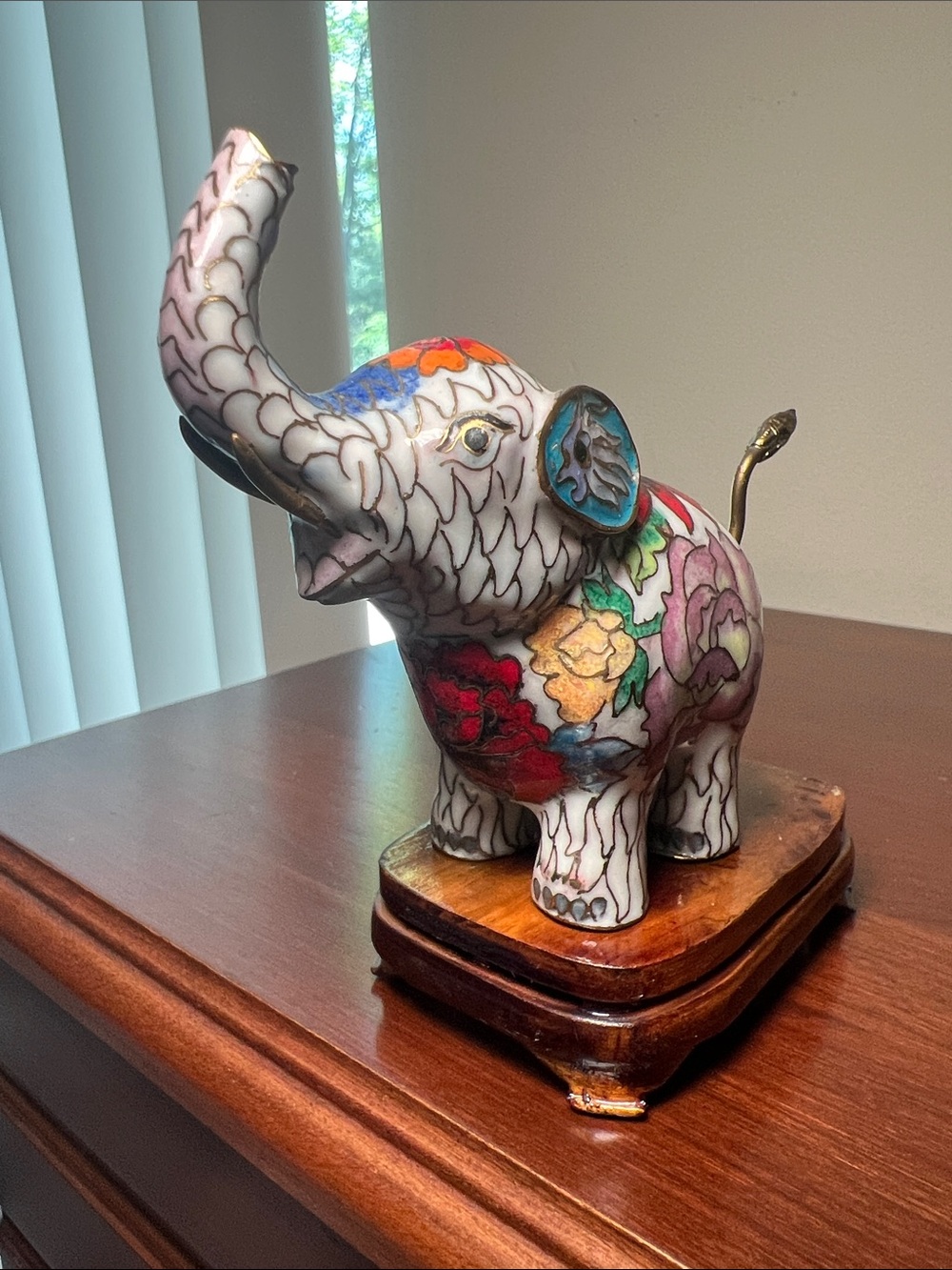 Vintage Colorful Cloisonné Enamel Elephant Figurine with Wooden Display Stand - Picture 5 of 13